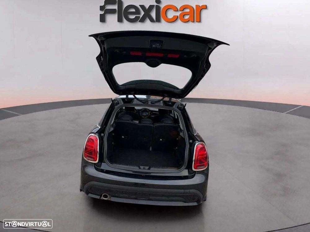 MINI 5 Portas Cooper Auto - 7