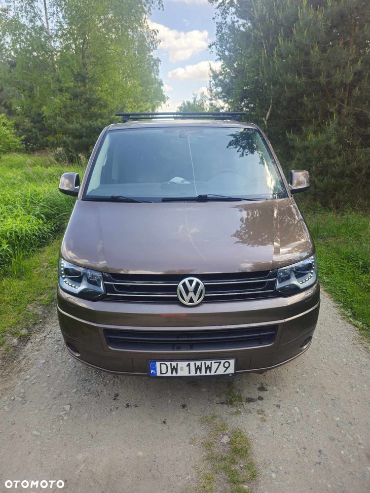 Volkswagen Multivan - 10