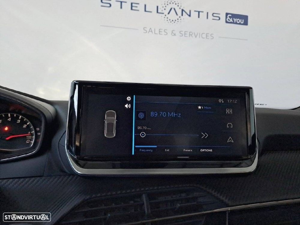 Peugeot 2008 1.2 PureTech Style - 24