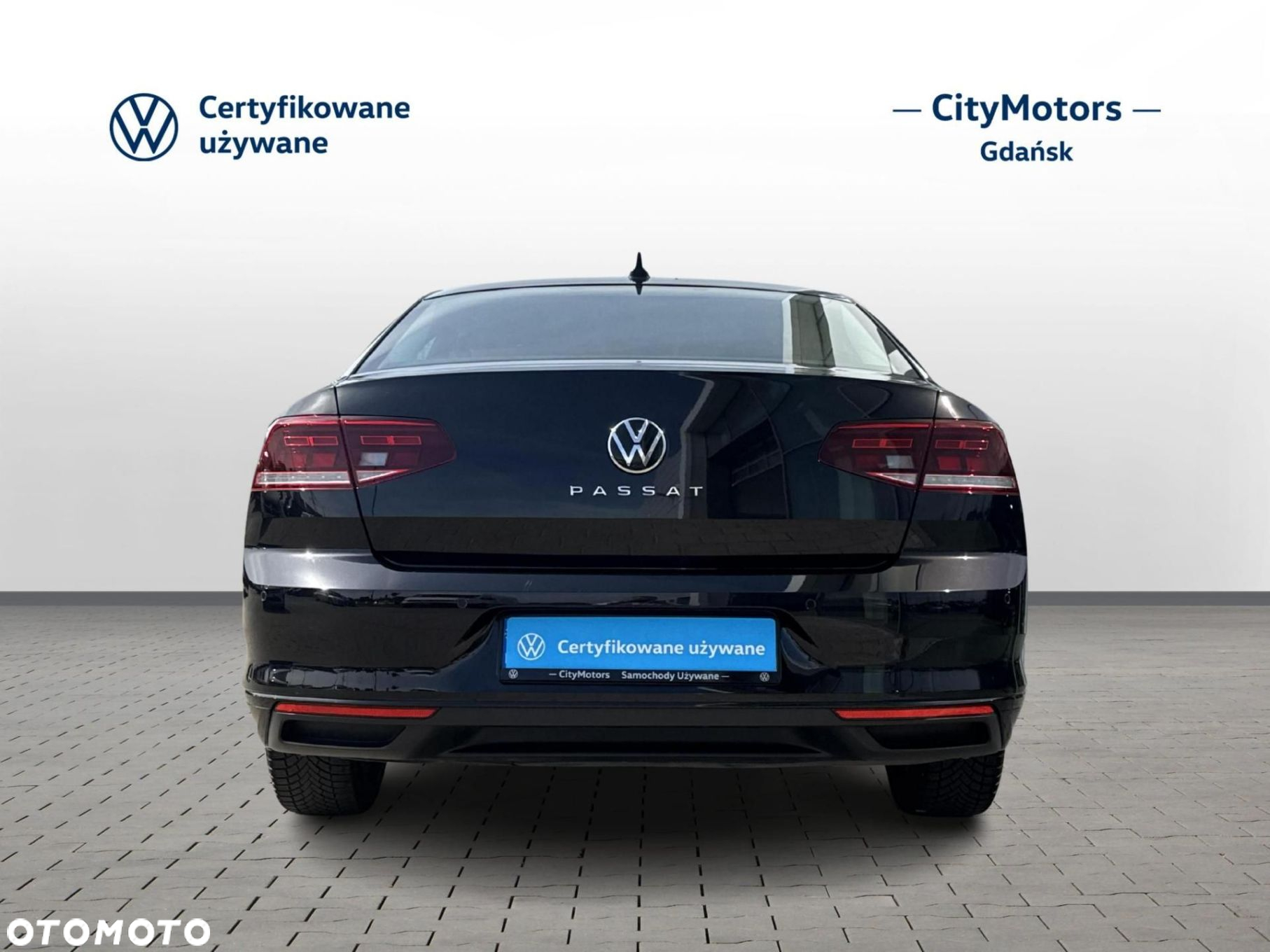 Volkswagen Passat - 4