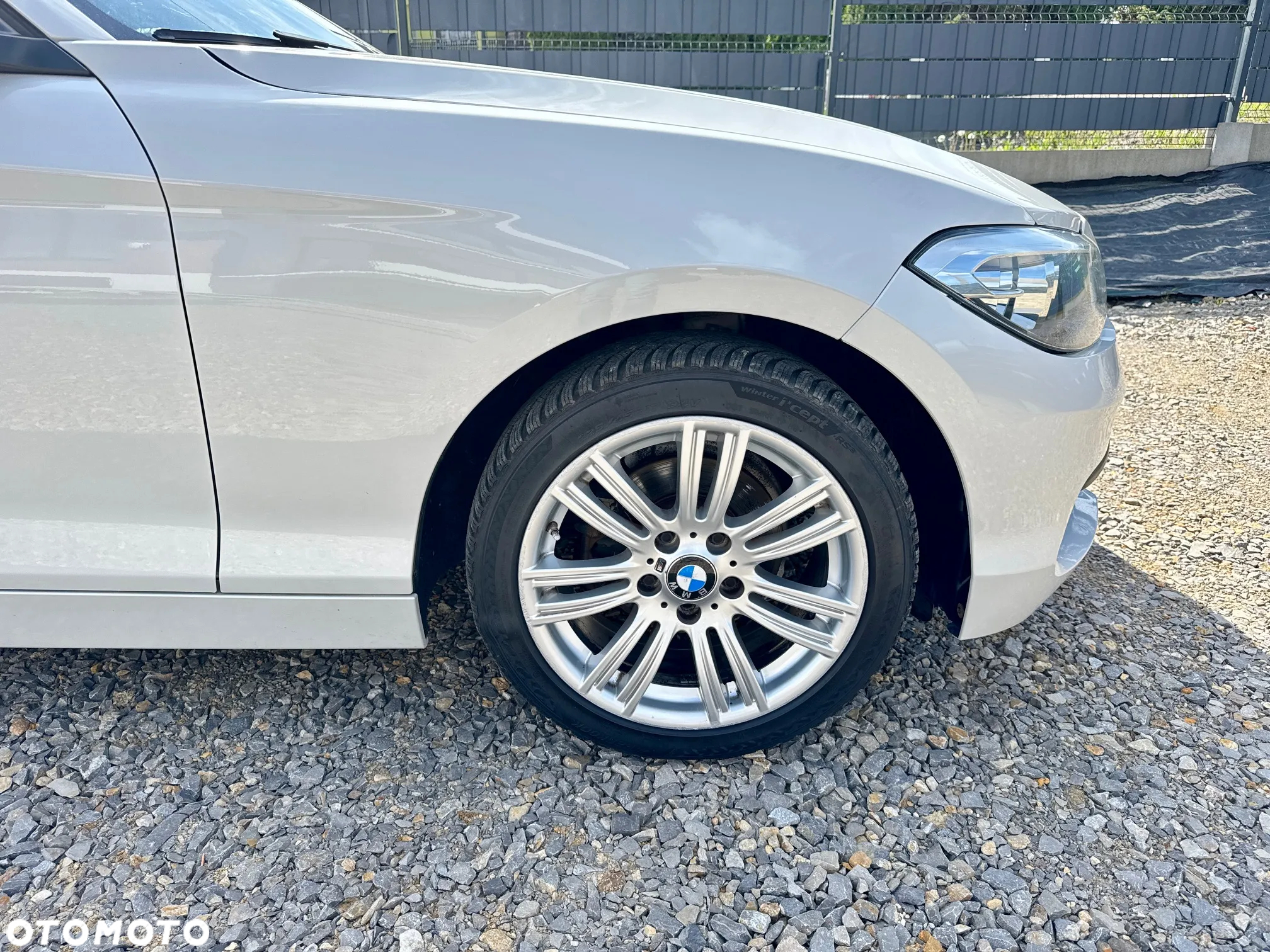 BMW Seria 1 - 32