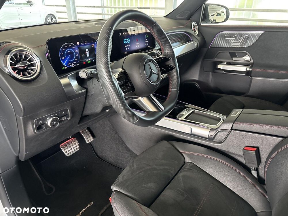 Mercedes-Benz EQB - 15