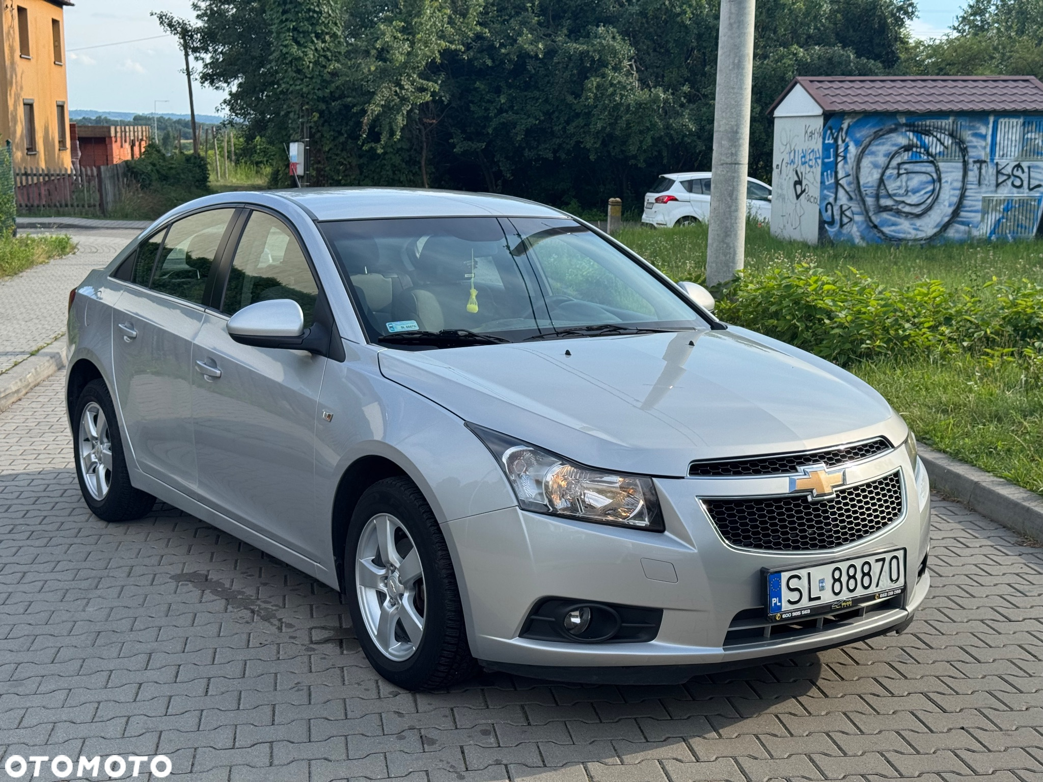 Chevrolet Cruze 1.6 Base - 2