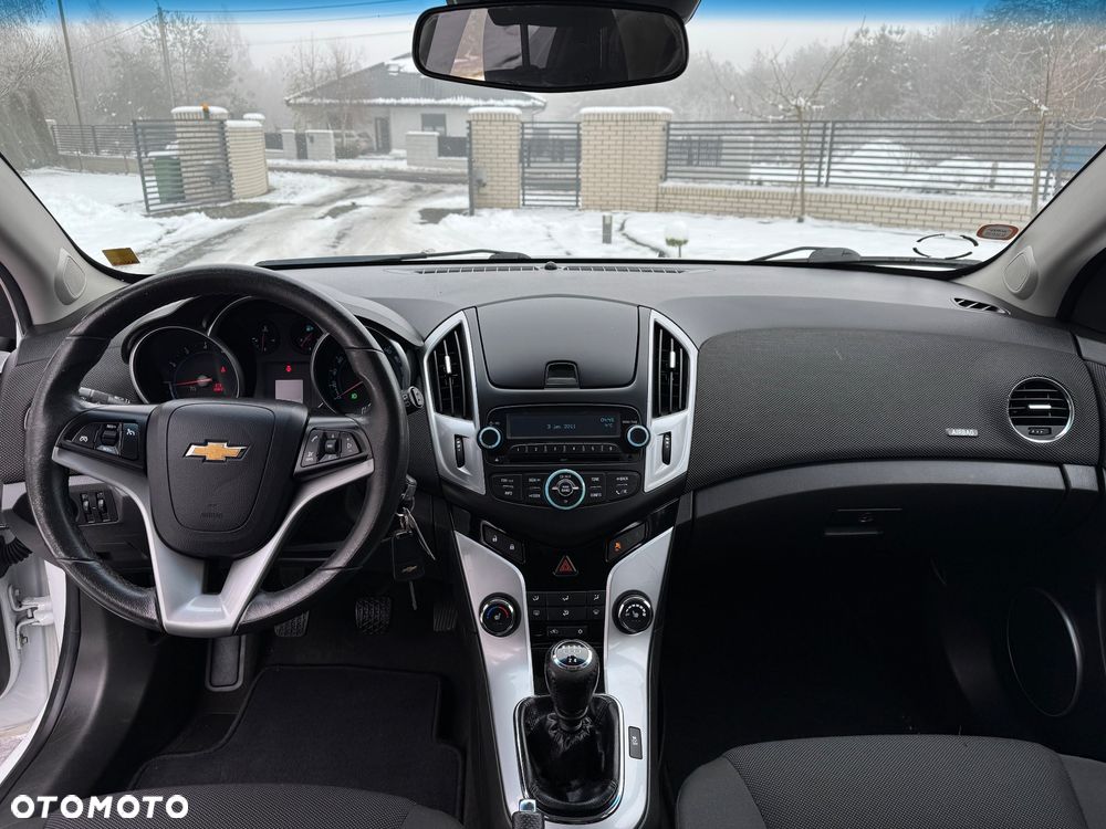 Chevrolet Cruze 1.8 LT+ - 34