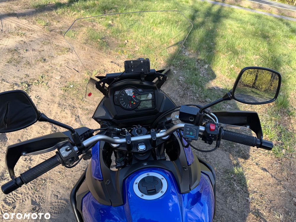 Suzuki V-STROM - 17