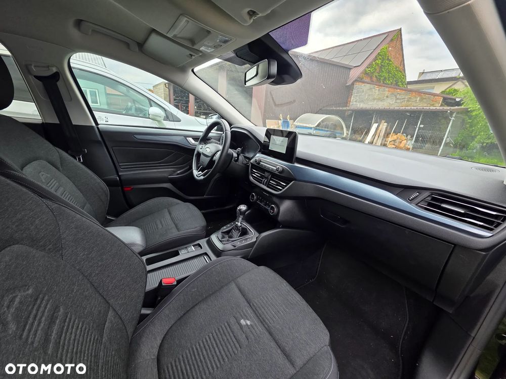 Ford Focus 1.0 EcoBoost Hybrid ACTIVE X - 12