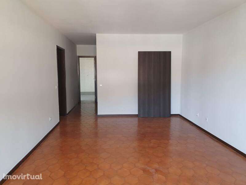 Moderno T3 com Elevador em Gondomar, Porto - 309.000€ - Grande imagem: 5/17