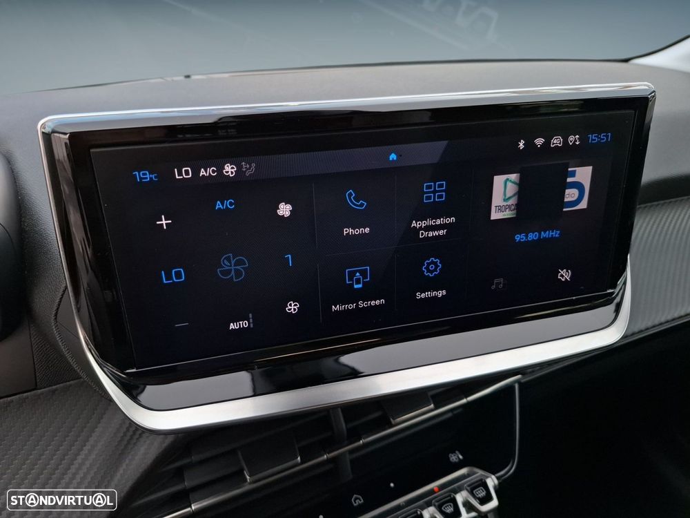 Peugeot 208 1.2 Hybrid Allure e-DCS6 - 20