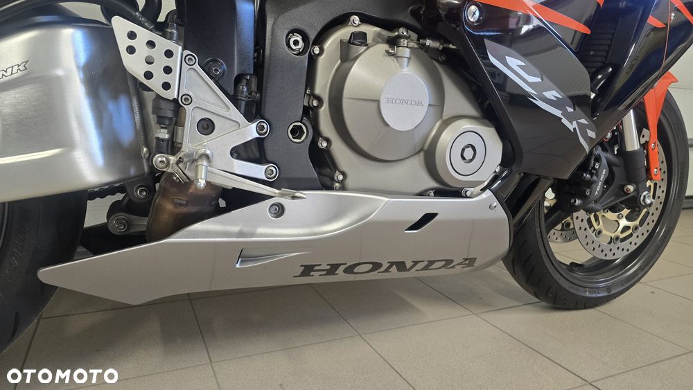 Honda CBR - 21