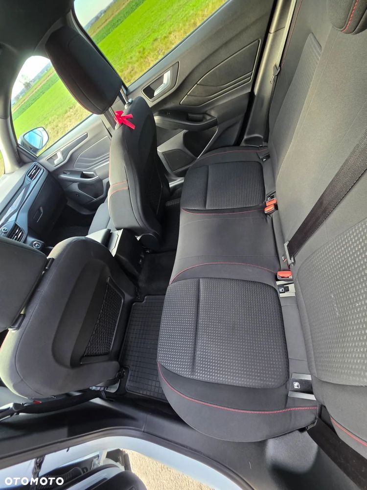 Ford Focus 1.5 TDCi DPF Start-Stopp-System ST-Line - 12