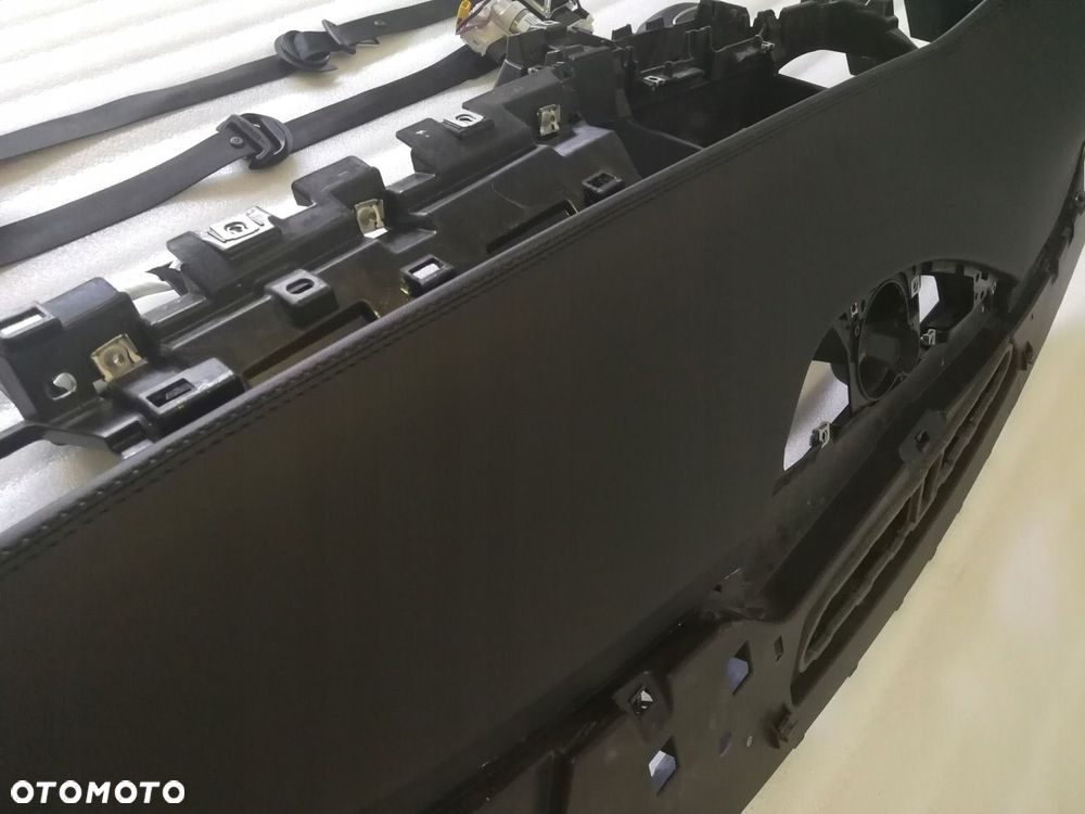 DESKA ROZDZIELCZA AUDI A8 D4 PODUSZKI AIRBAG - 4