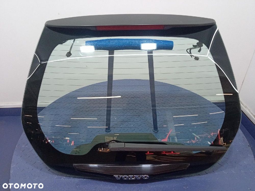 VOLVO C30  SZYBA TYLNA KLAPA - 1
