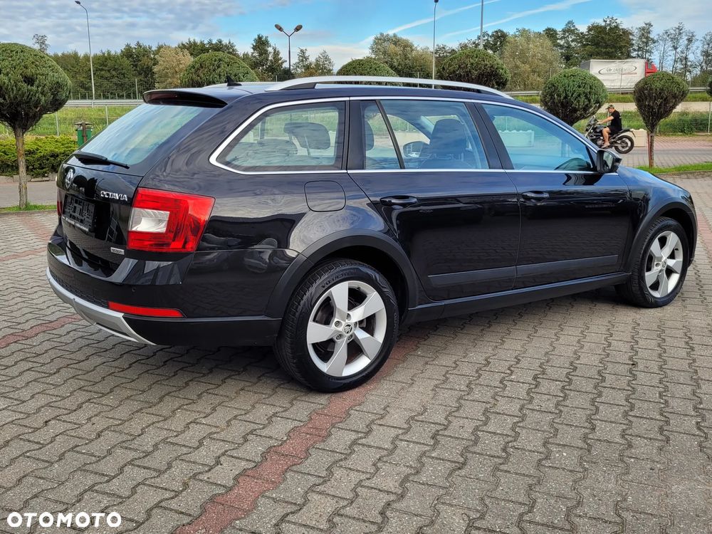 Skoda Octavia 2.0 TDI 4x4 DSG Scout - 12
