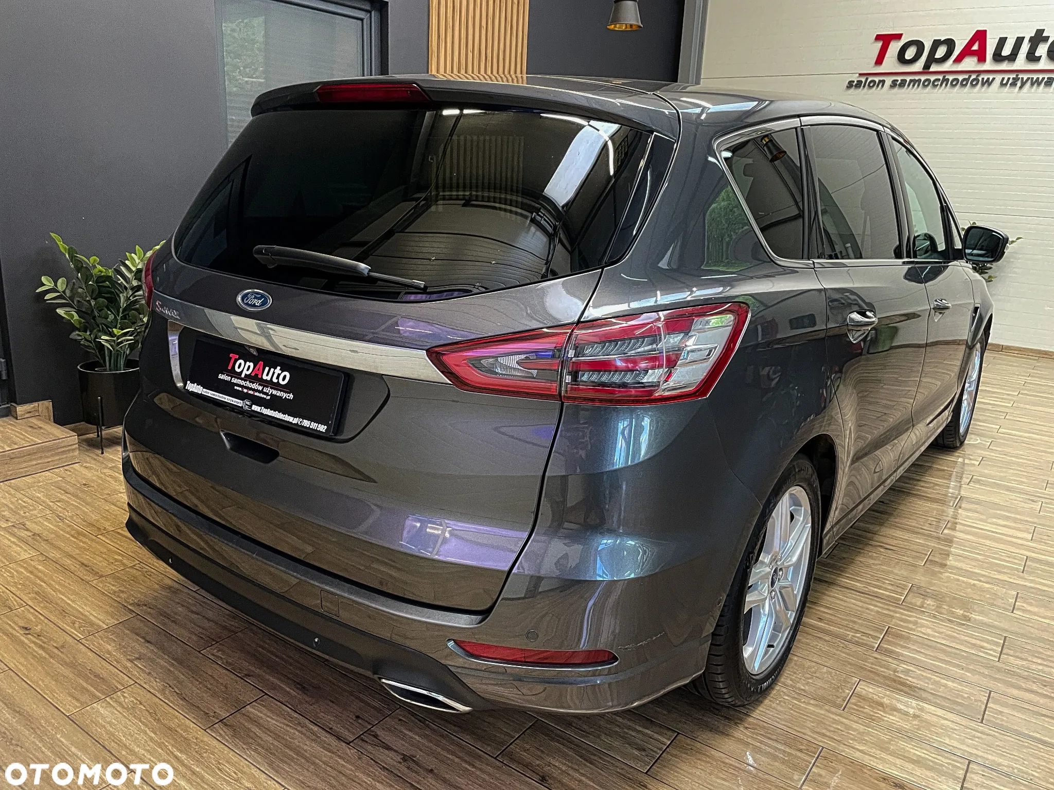 Ford S-Max 2.0 EcoBoost Titanium - 12