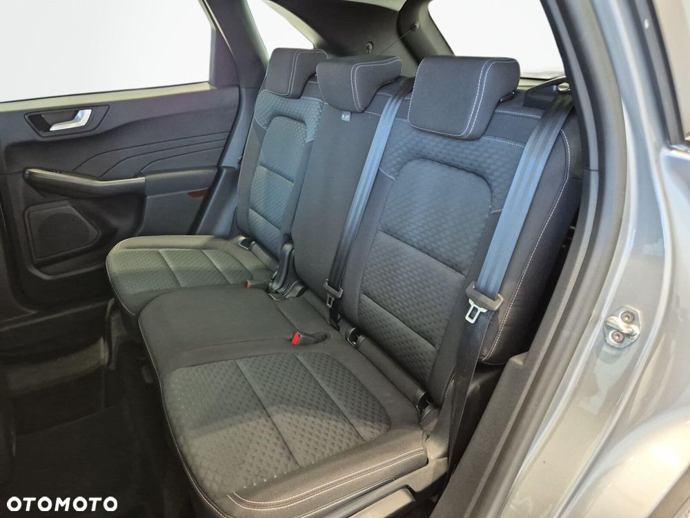 Ford Kuga - 29