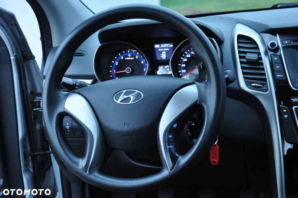 Hyundai i30 1.4 Comfort - 26