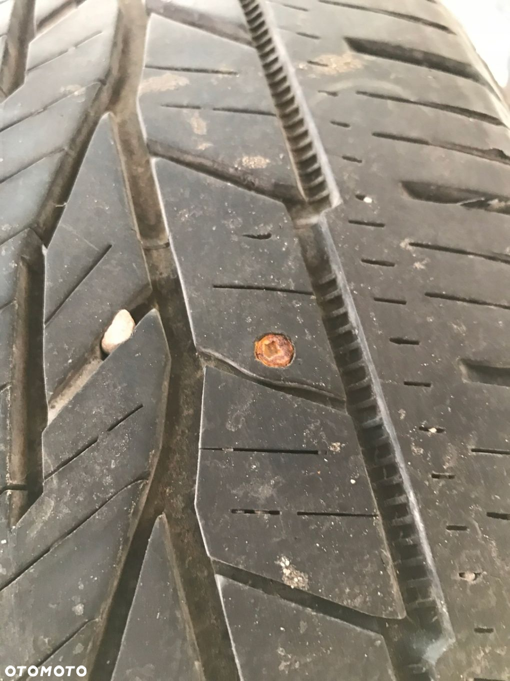 OPONY OPONA KOMPLET CONTINENTAL 225/55R18 WWA - 9