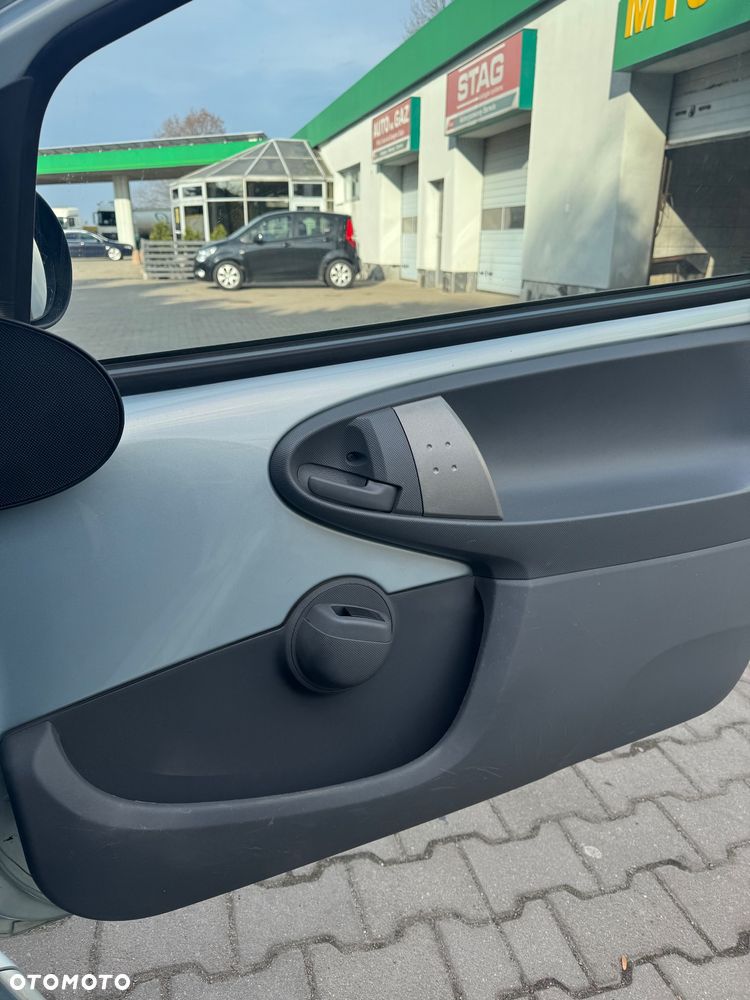 Toyota Aygo City - 12
