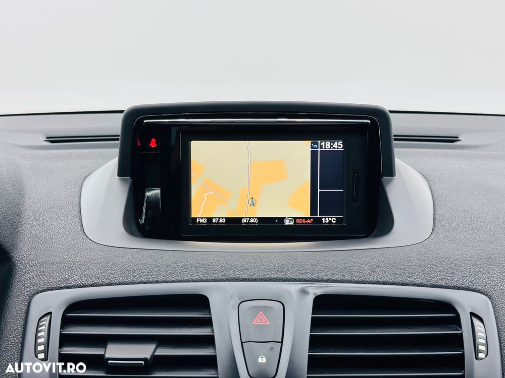 Renault Megane Sport Tourer 1.5 dCi GT Line - 29