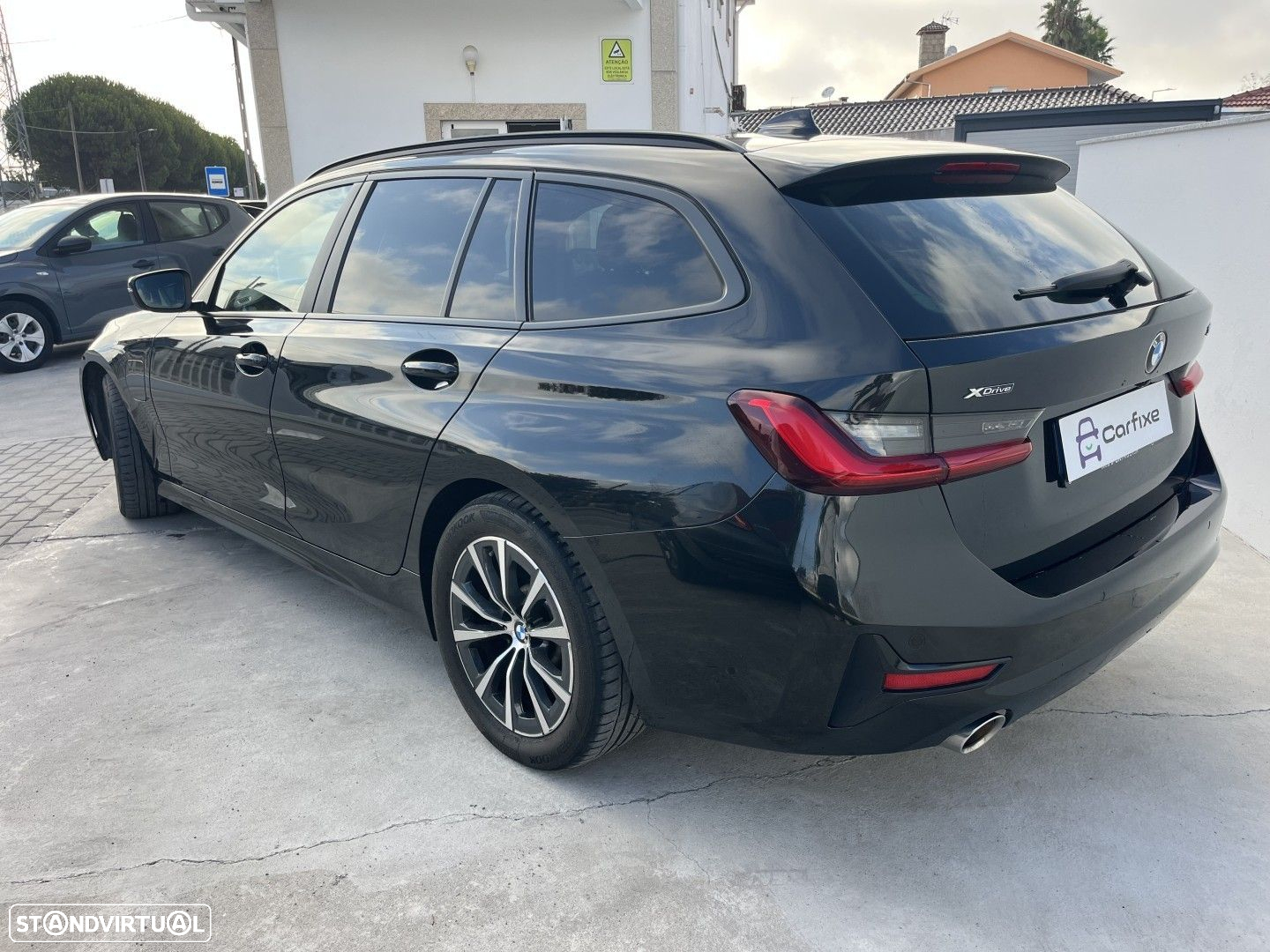 BMW 330 - 8