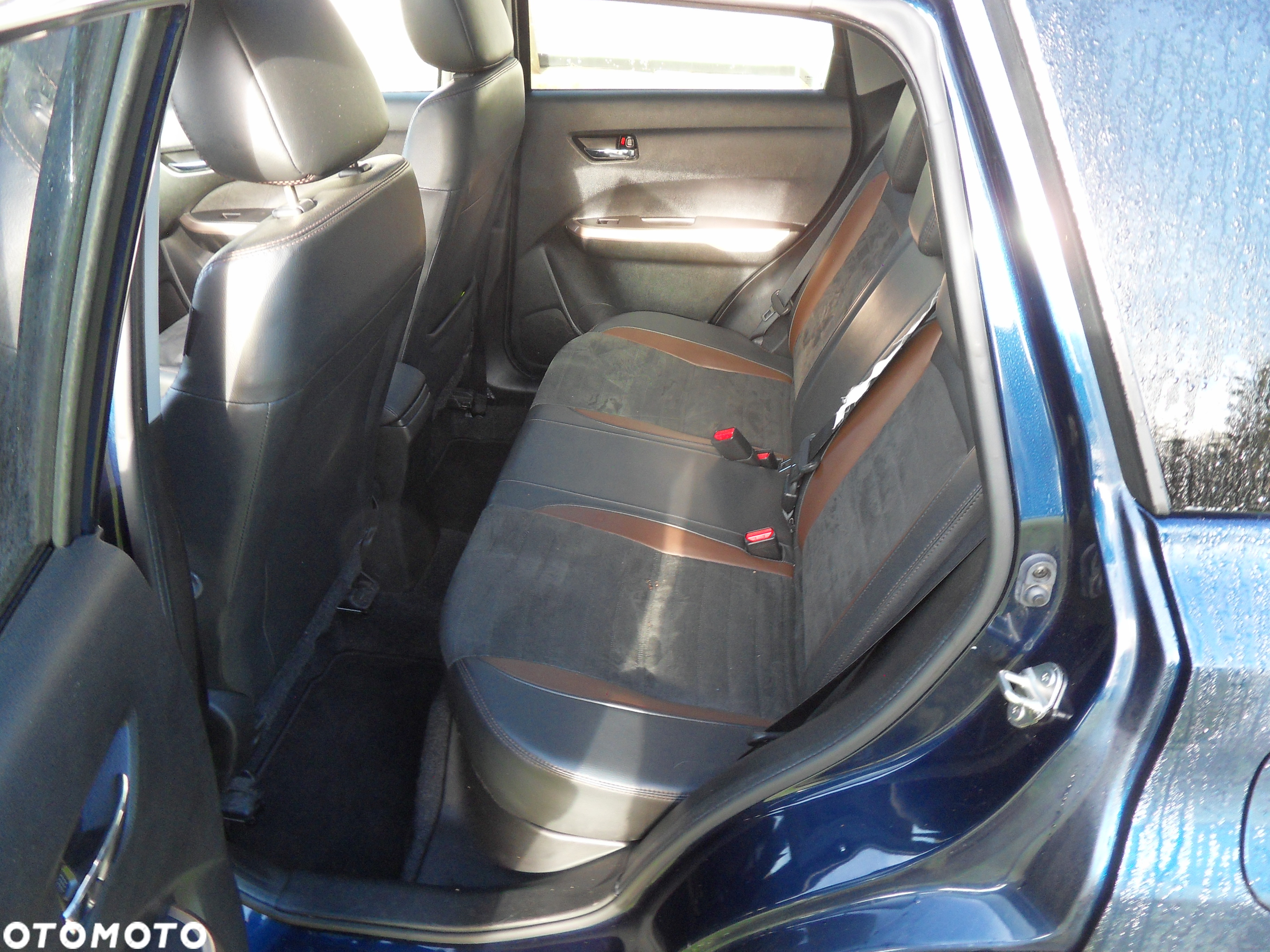 Suzuki Vitara 1.6 Premium 2WD - 16