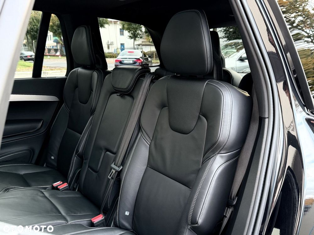 Volvo XC 90 - 17