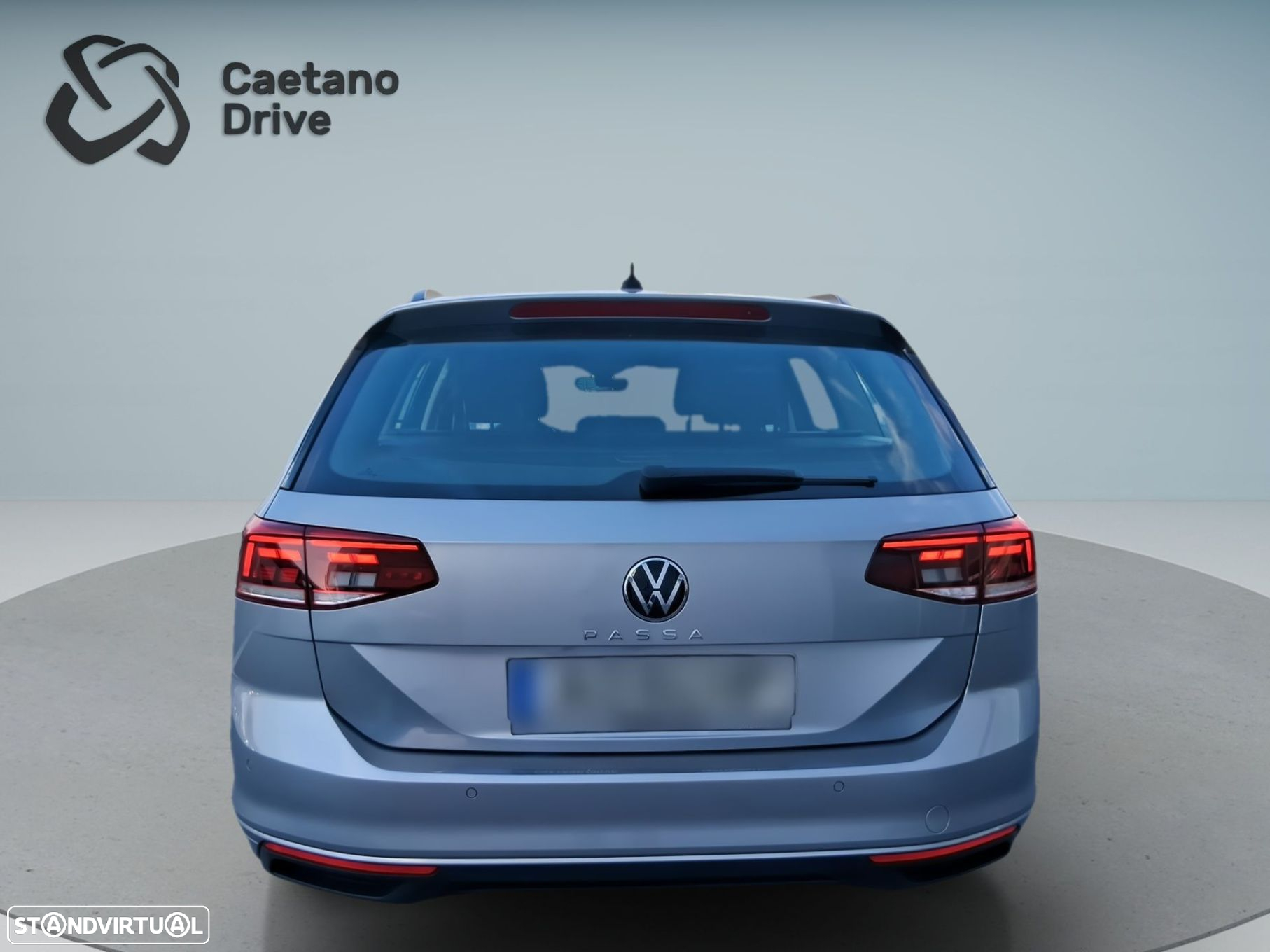 VW Passat Variant 2.0 TDi Business DSG - 11