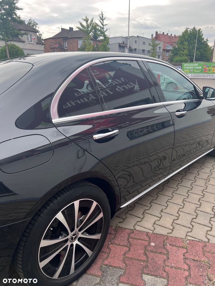 Mercedes-Benz Klasa E 220 d 4-Matic Exclusive - 28