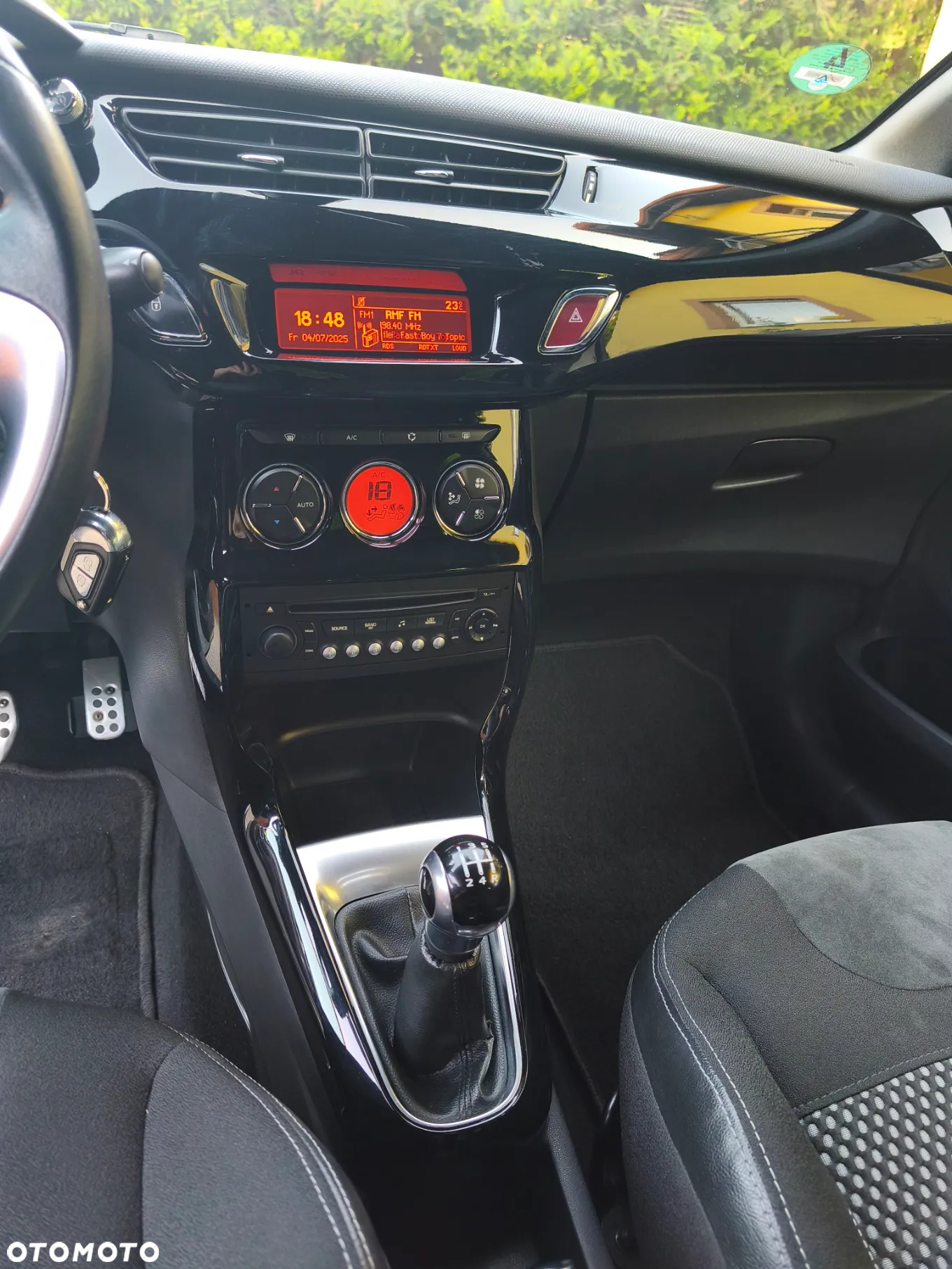 Citroën DS3 1.6 VTi SoChic - 12