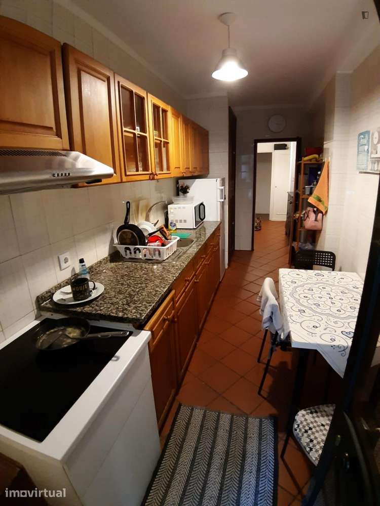 Quarto - localizado em Paranhos Porto - Grande imagem: 4/10
