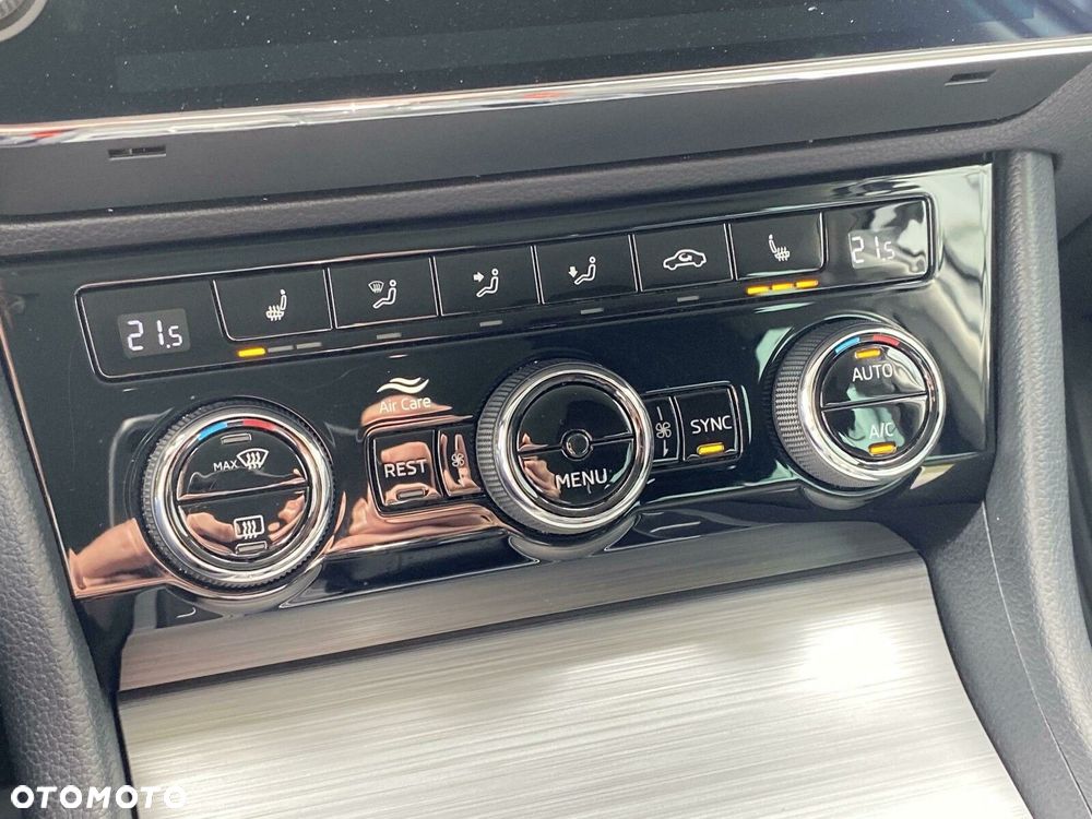 Skoda Superb 1.5 TSI Ambition DSG - 33