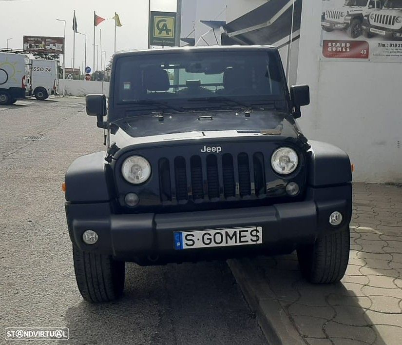 Jeep Wrangler - 2