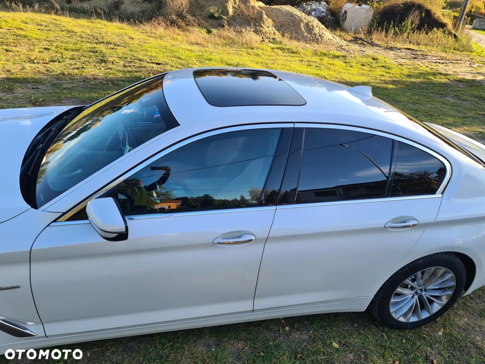 BMW Seria 5 520d xDrive Luxury Line - 24