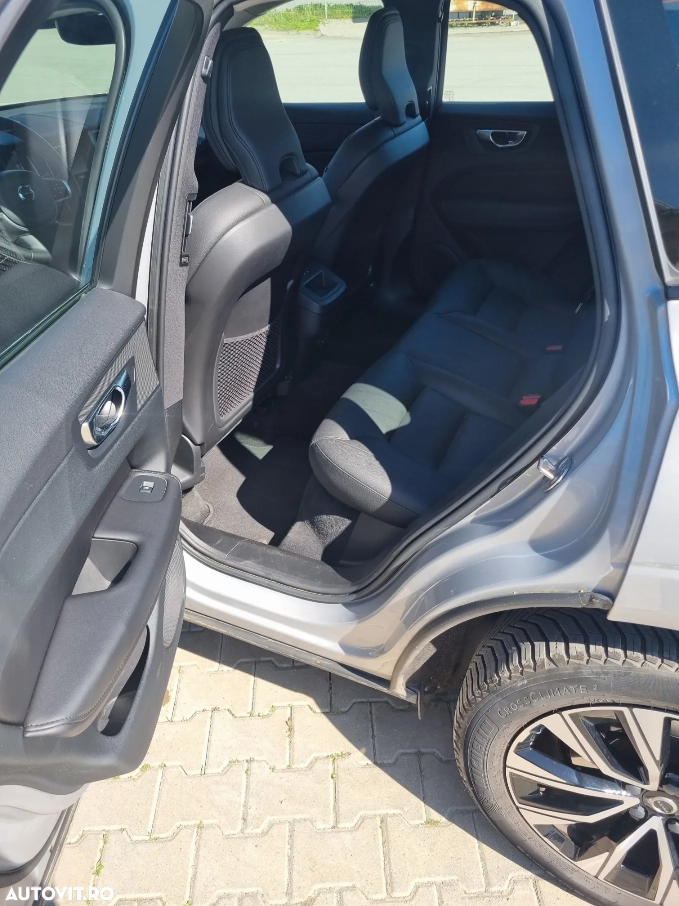Volvo XC 60 B4 D AWD Geartronic RDesign - 12