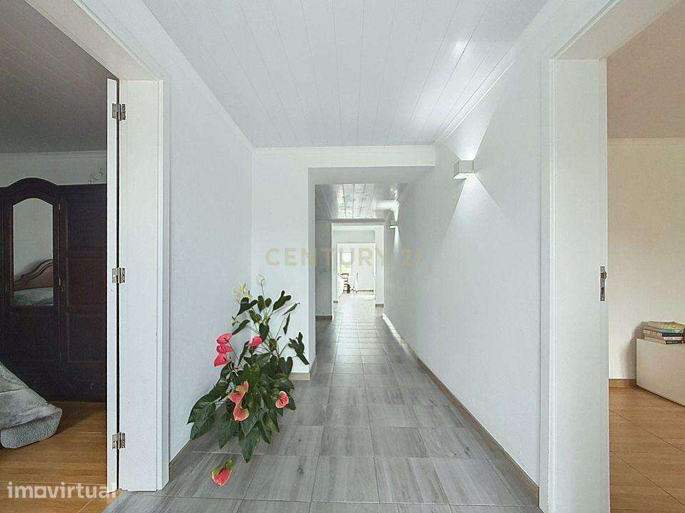 Moradia, 159 m², Nossa Senhora dos Remédios - Grande imagem: 4/24
