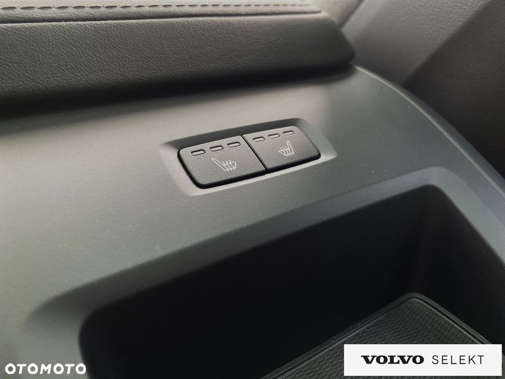 Volvo XC 60 - 25