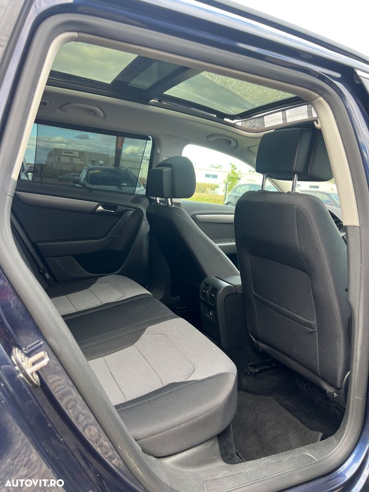 Volkswagen Passat Variant 1.6 TDI BlueMotion - 16