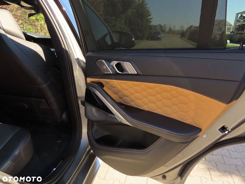 BMW X6M - 17
