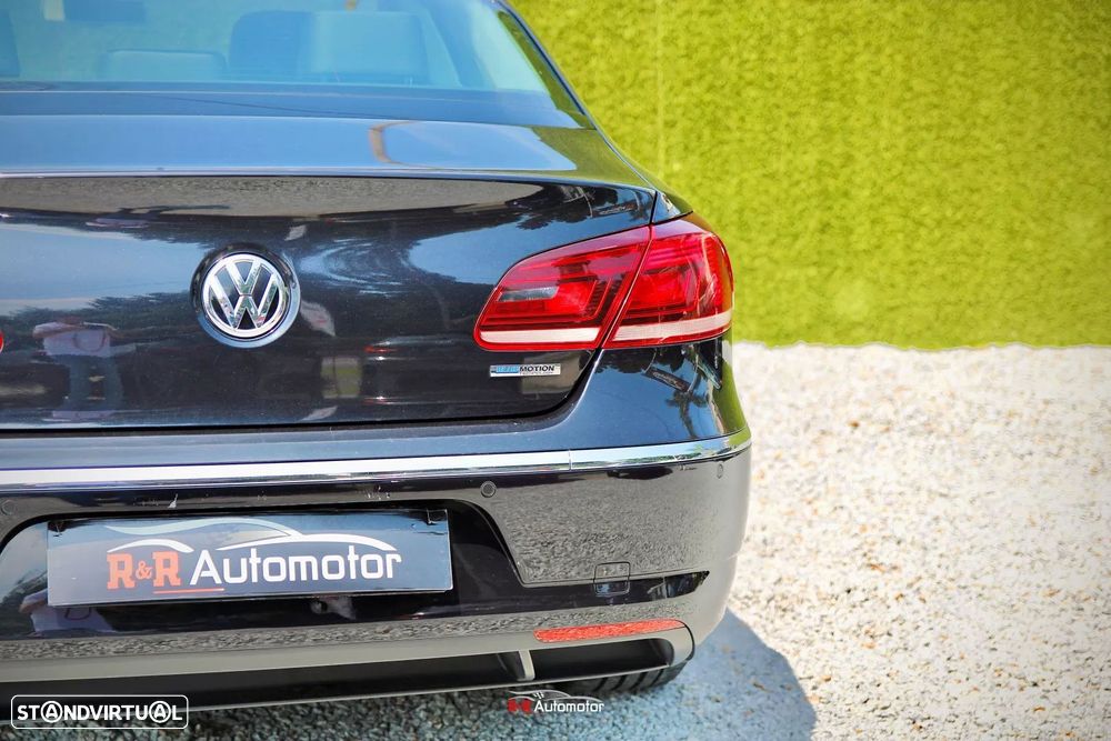 VW Passat CC 2.0 TDi BlueMotion DSG - 12