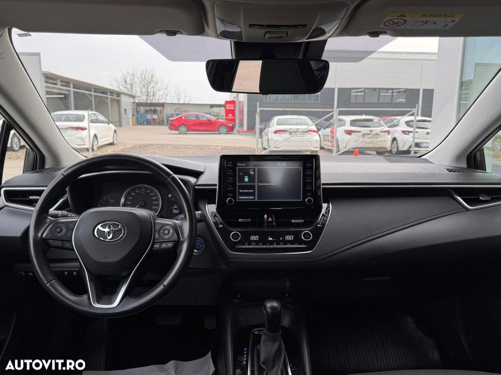 Toyota Corolla 1.8 HSD Business - 13