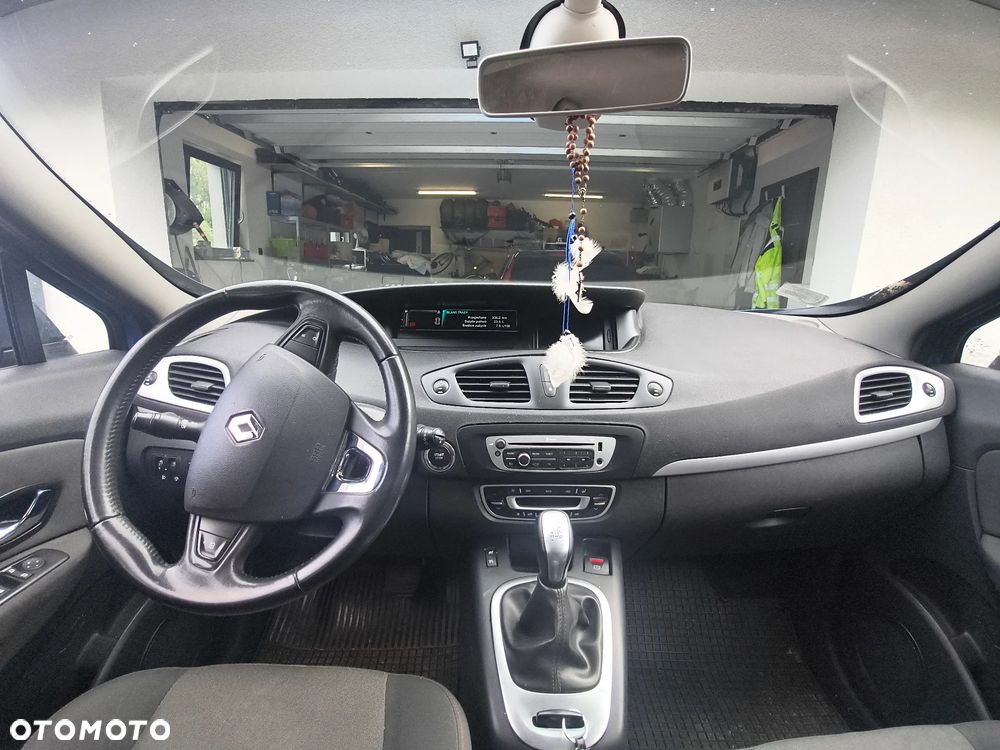Renault Scenic - 9