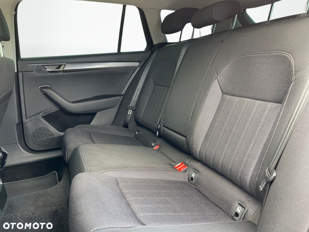 Skoda Superb 2.0 TDI SCR Style DSG - 14