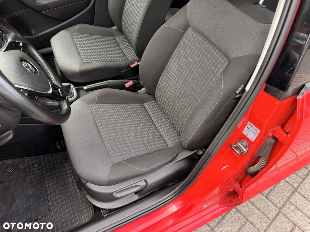 Volkswagen Polo - 11