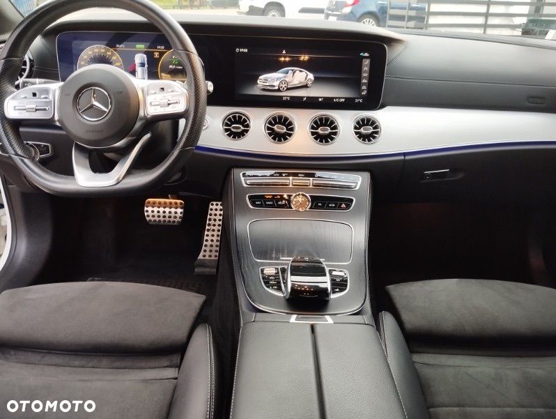 Mercedes-Benz Klasa E 200 9G-TRONIC - 8
