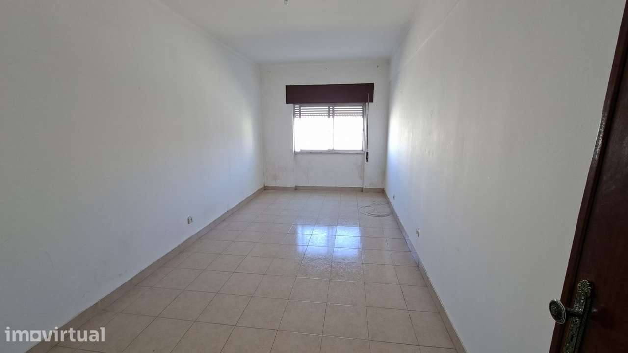 Apartamento T3 com 97m2 na Moita - Grande imagem: 2/15