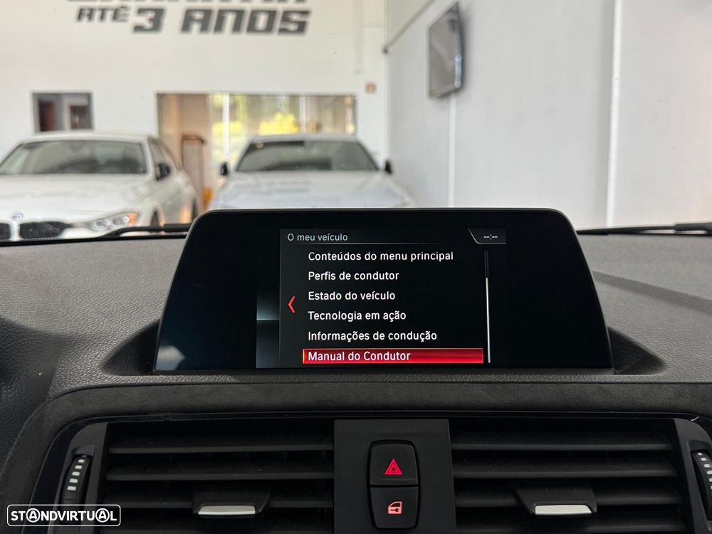 BMW 116 d Pack M - 25