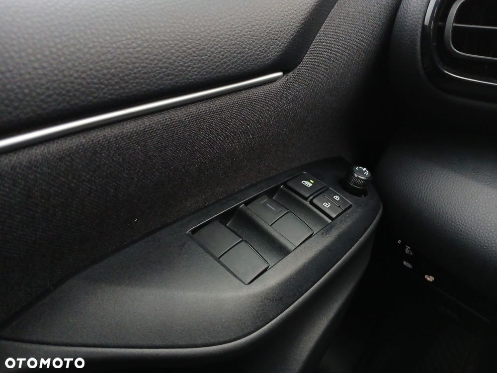 Toyota Yaris Hybrid 1.5 Style - 21