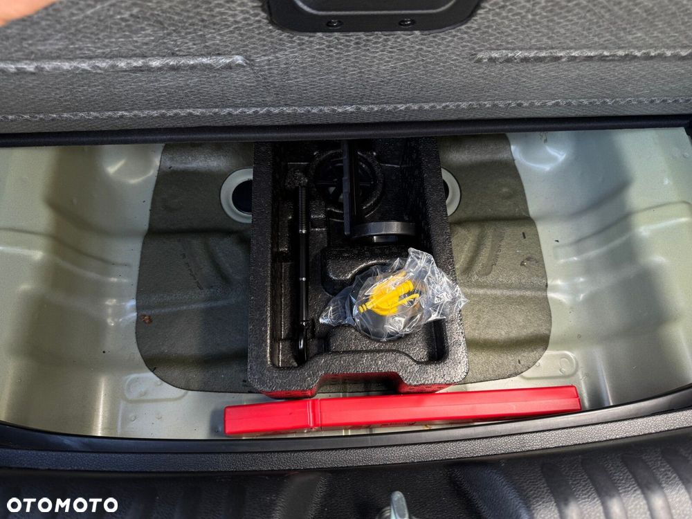 Kia XCeed 1.5 T-GDI L DCT - 14