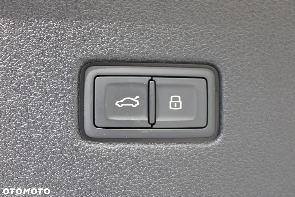 Audi Q8 55 TFSI quattro tiptronic - 38