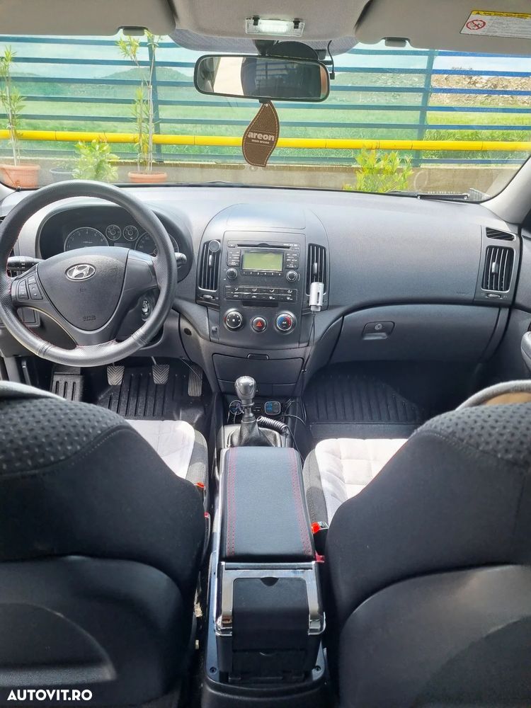 Hyundai i30 1.4 GL Classic - 2